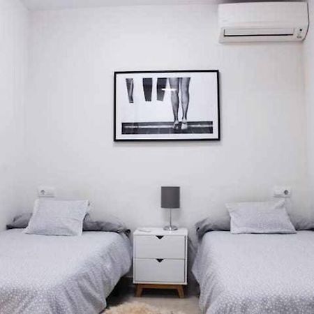 Best Location Apartment In Marbella. Beachfront!! Εξωτερικό φωτογραφία