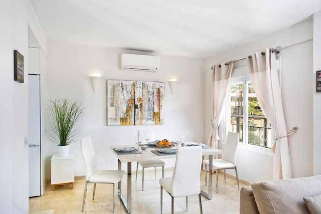 Best Location Apartment In Marbella. Beachfront!! Εξωτερικό φωτογραφία